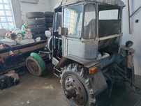 Traktor Sam S320