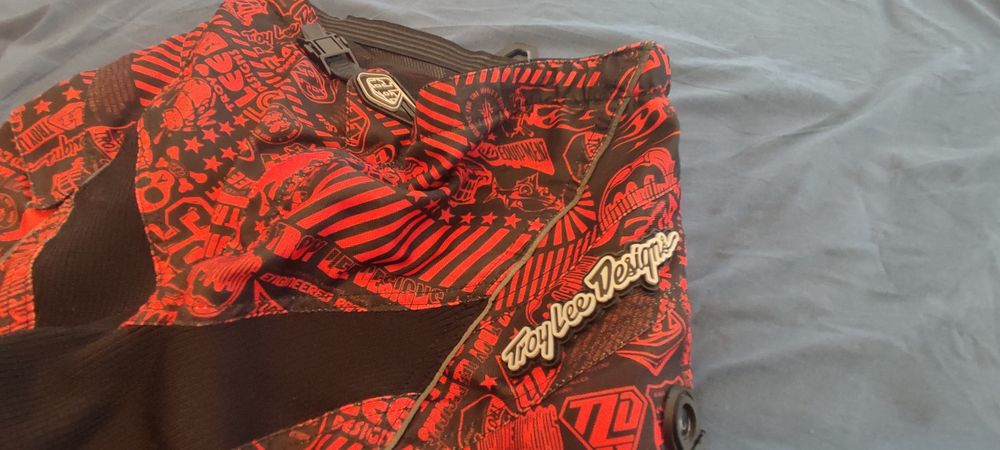 Spodenki rowerowe R.32 TROY LEE DESIGNS  Fox