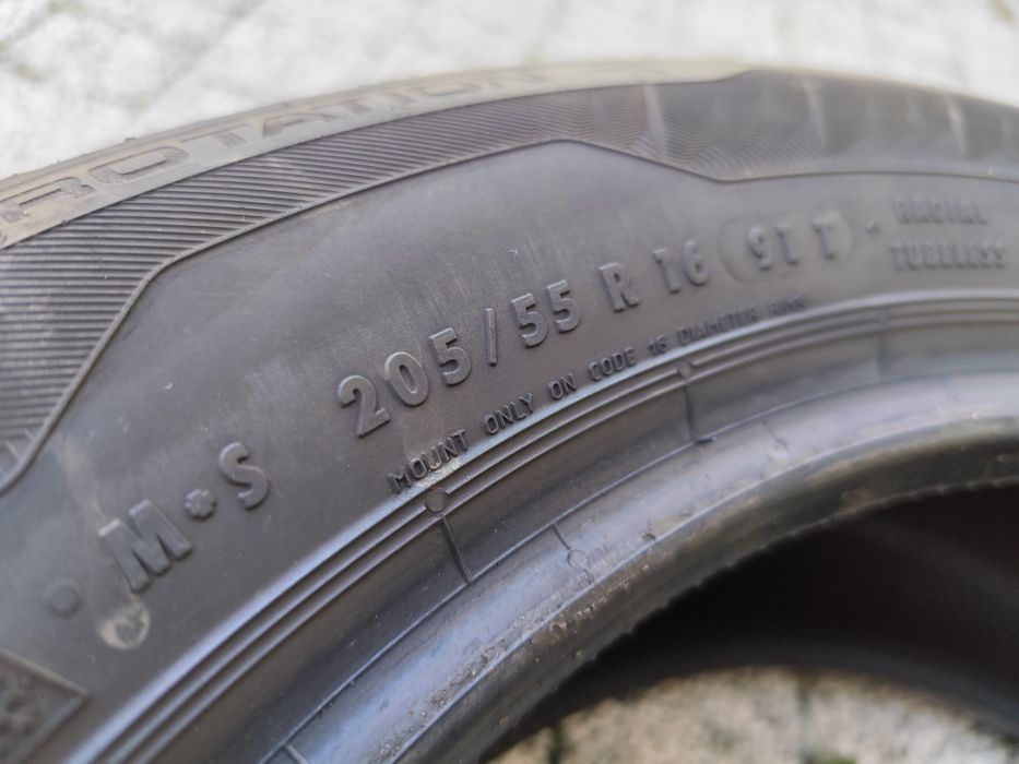 8,3 mm 205/55 R16 91T Uniroyal MS Plus 77 opony zimowe 205/55/16