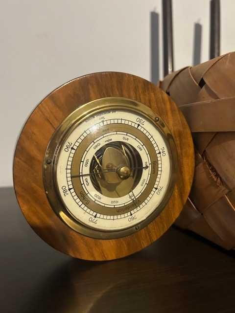 Barometr mosiądz i drewno niemieckiej marki