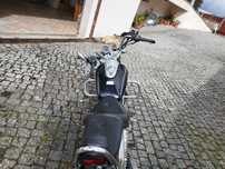 Moto como nova apenas 400km