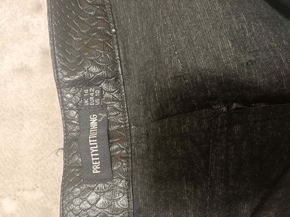 Штани з еко-шкіри