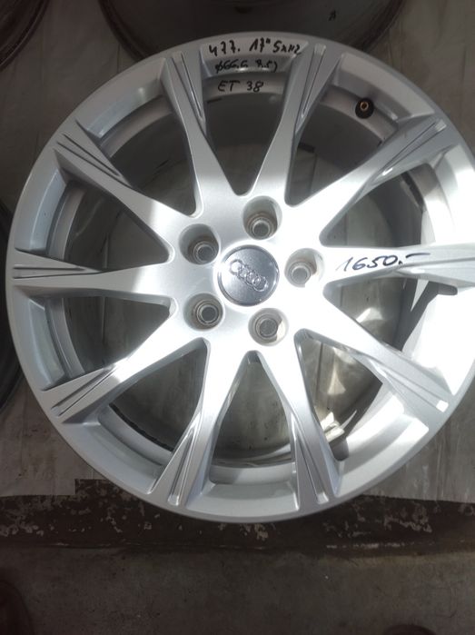 477 Felgi aluminiowe ORYGINAŁ AUDI R 17 5x112 otwór 66,6 Bardzo Ładne