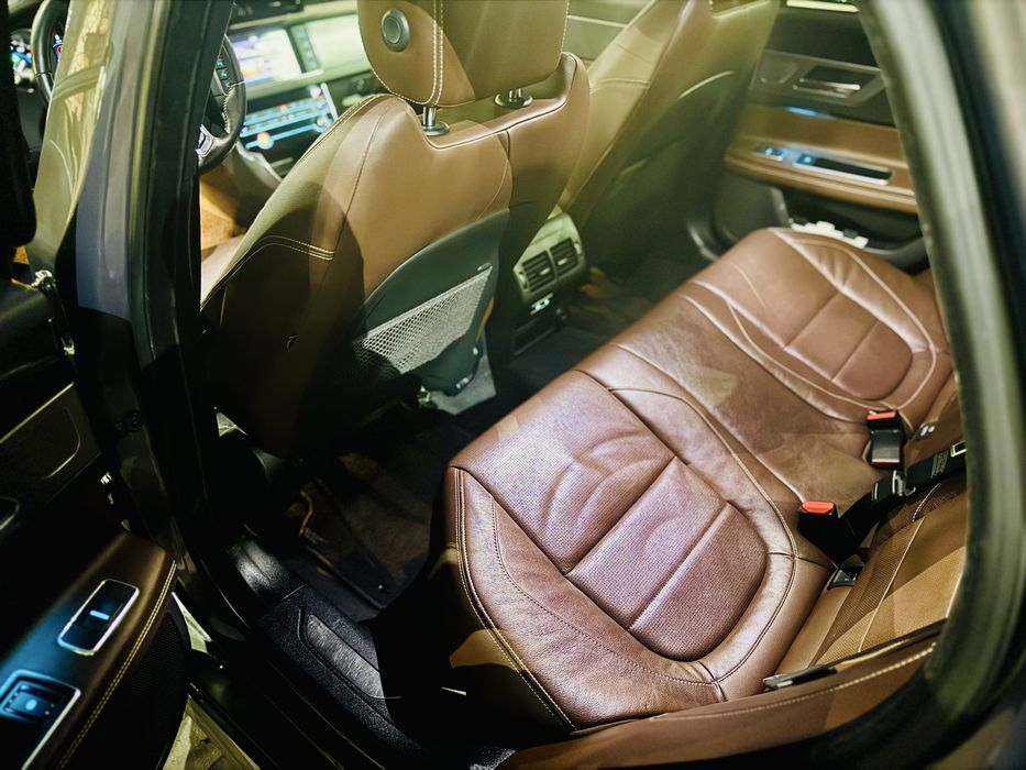 Jaguar XF 3.0 AWD R-Sport