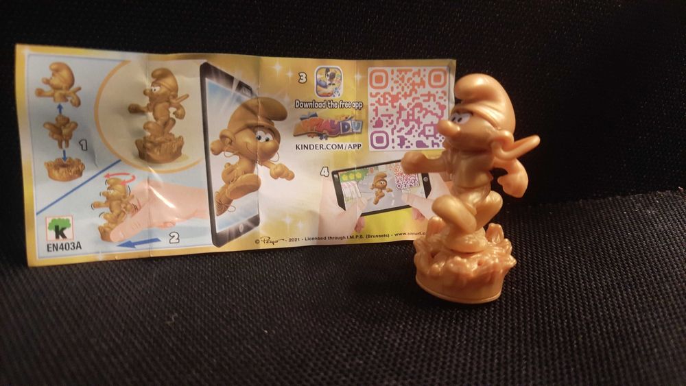 Figurki Kinder niespodzianka Smerfy  i ich talenty, najnowsze ZŁOTY
