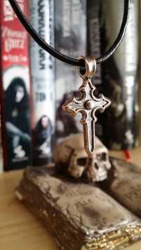Krzyż krzyżyk wisiorek goth/rock/metal gratis do dużej ilości zakupów
