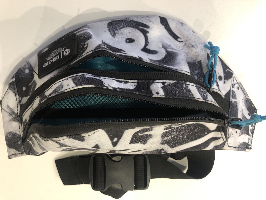 Nerka saszetka firmy Cropp