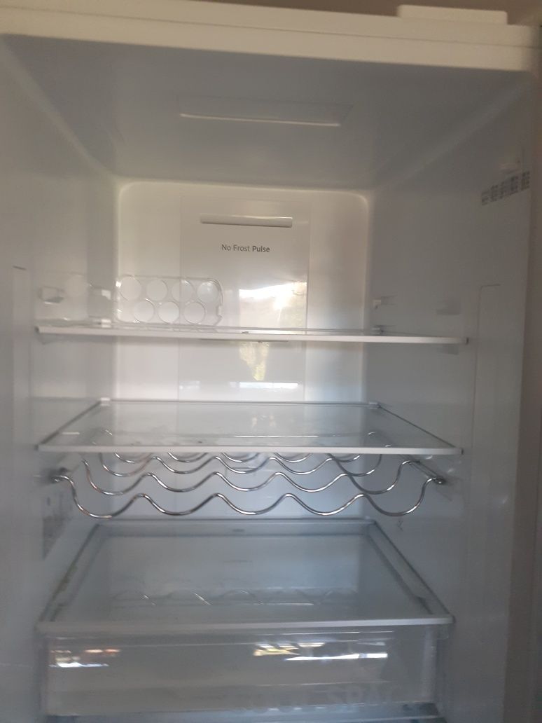 Vende-se  Figorifico