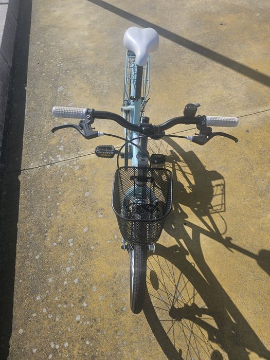 Bicicleta Berg c/cesto+capacete