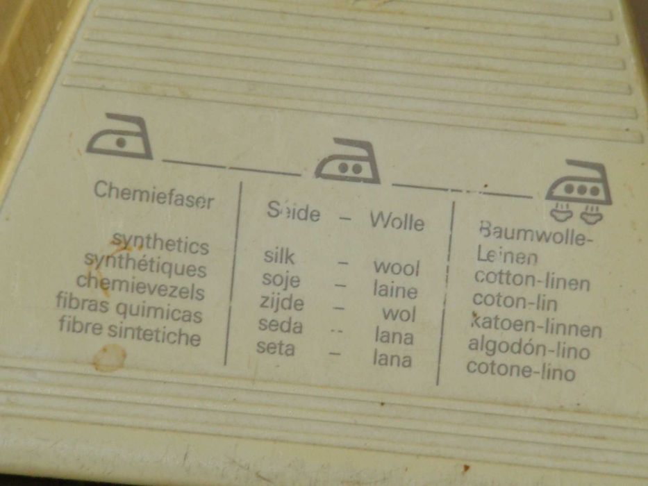 продам утюг ГЕРМАНИЯ  ROWENTA 1300 ватт с терморегулятором Б\У идеальн