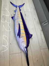 Tuńczyk maskotka firmy Gaby 132 cm