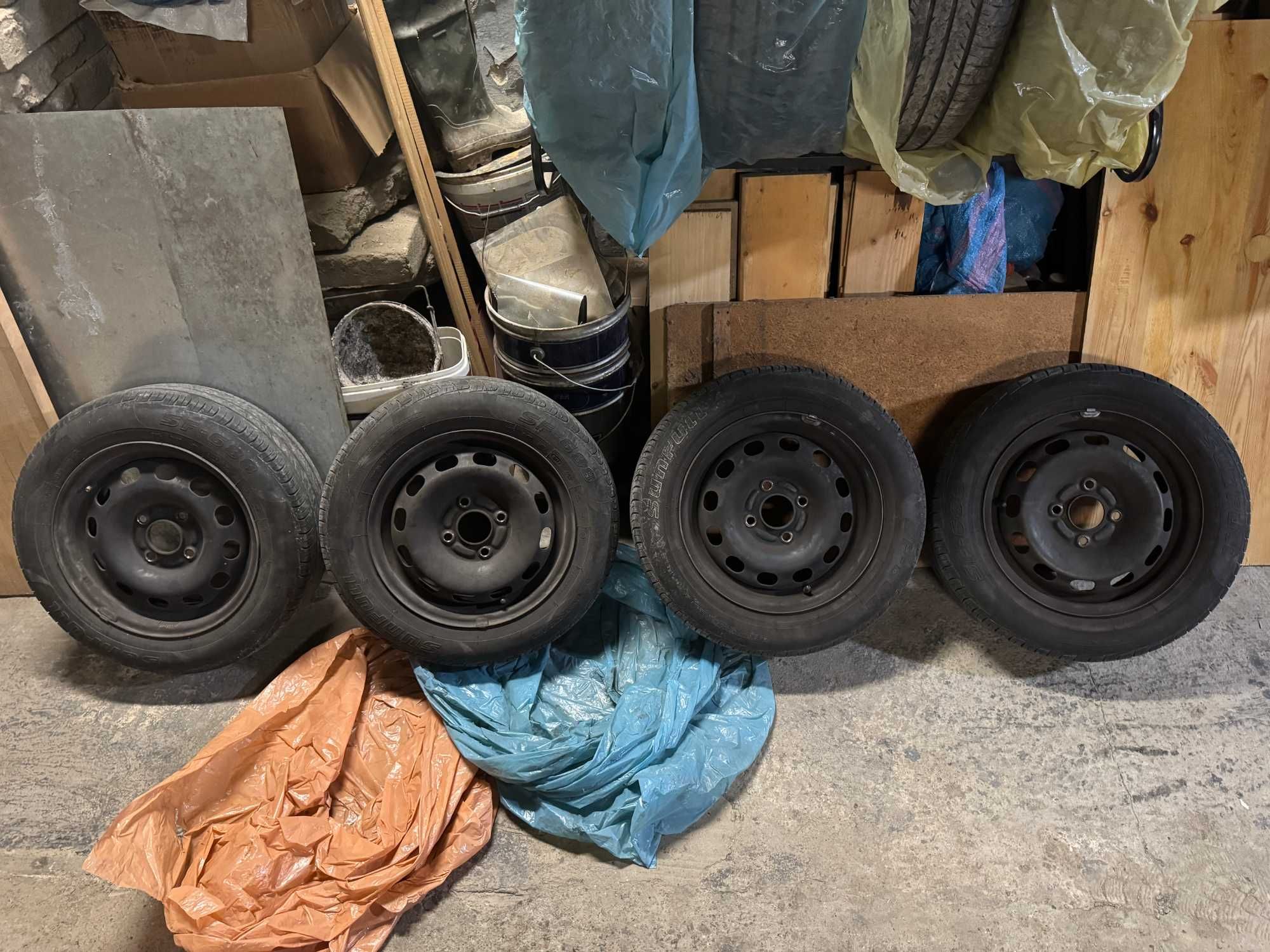 Koła opony letnie na stalowych felgach 175/65 R14 4x108 dobry stan