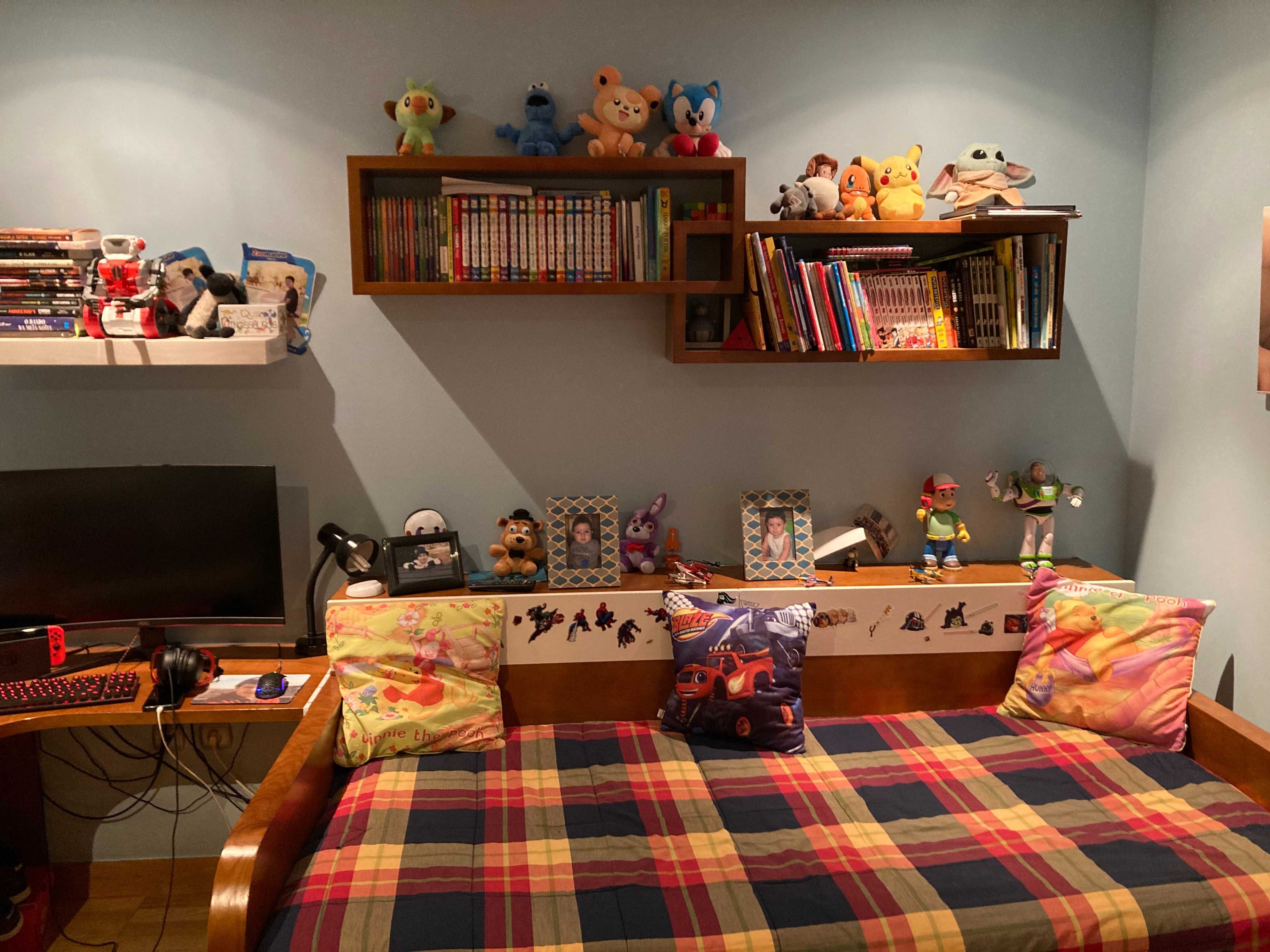 Vendo Quarto de Criança (2 camas)