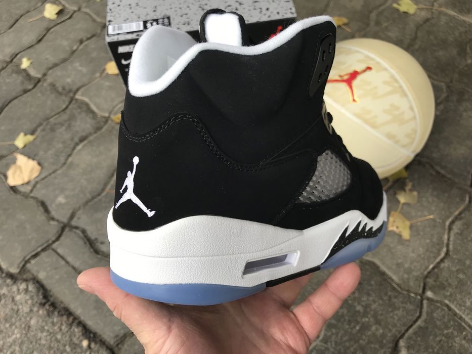 Jordan 5 Retro Moonlight в наявності 41-45 Джордан ретро