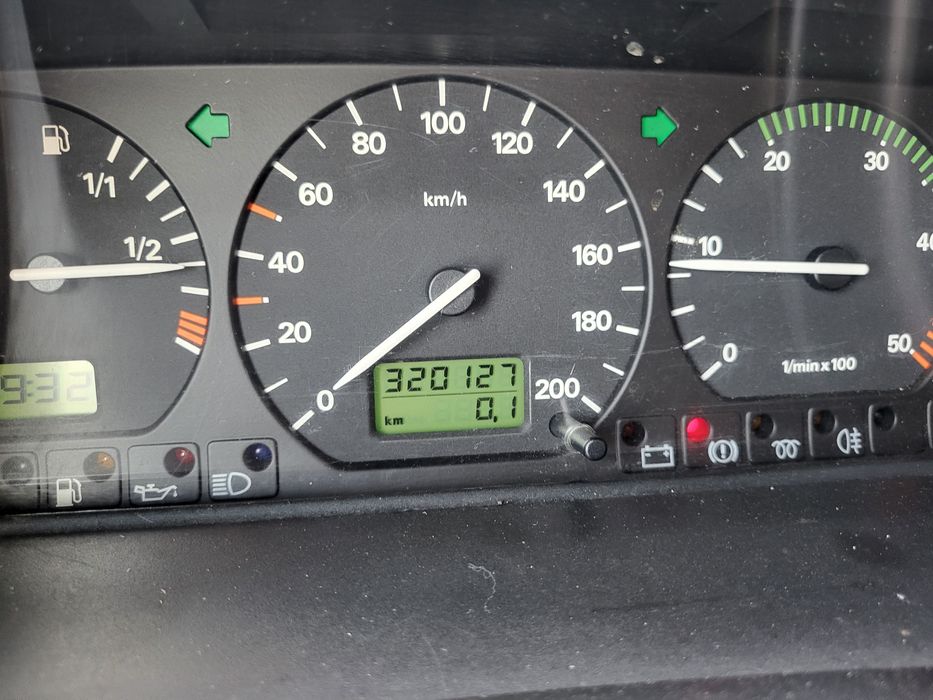 Multivan 2,5 tdi climatronic sprowadzony z niemiec