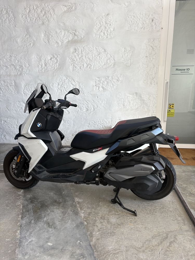 BMW C400X Maxi Scooter