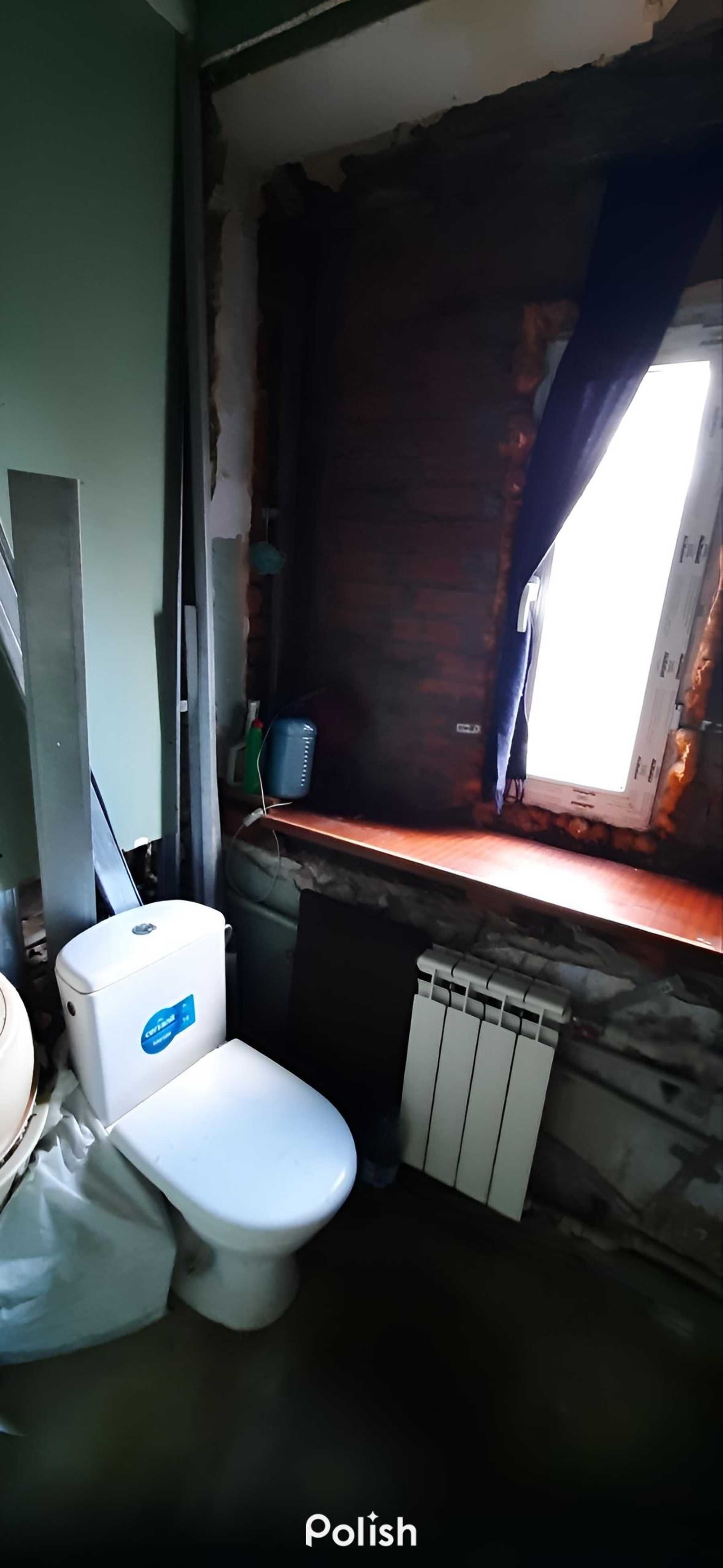Продам 2 комнатную гостинку в центре,метро Ярослава Мудрого VI