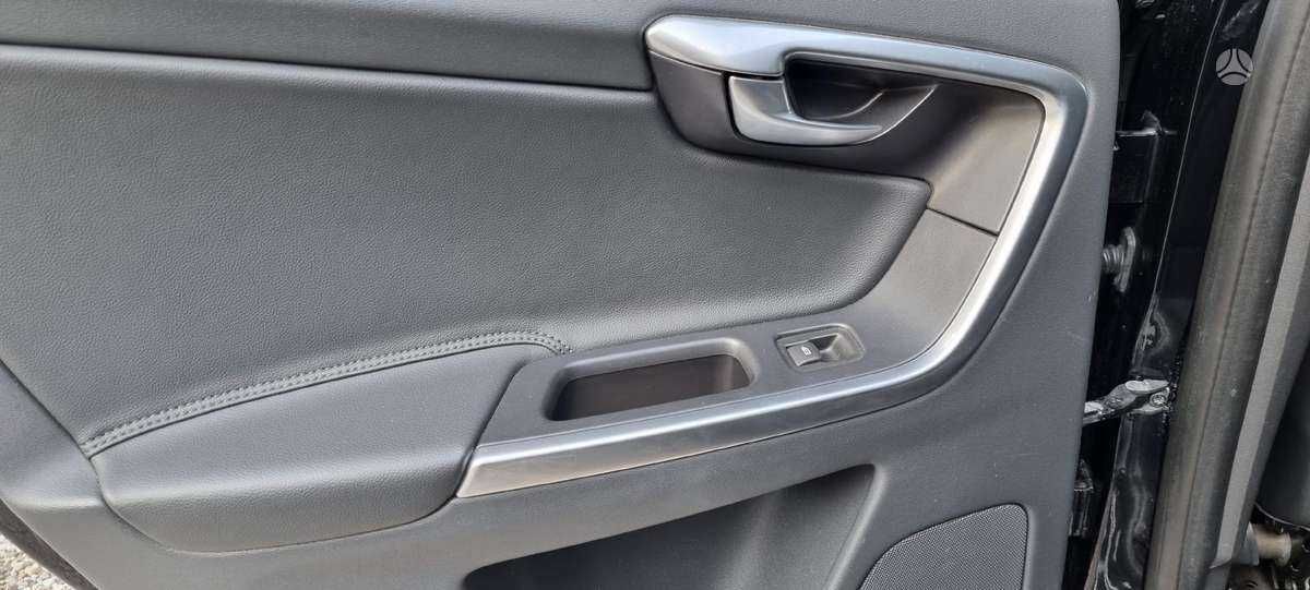 Volvo XC60, 2015 рік, 2.0 Бензин, Кросовер