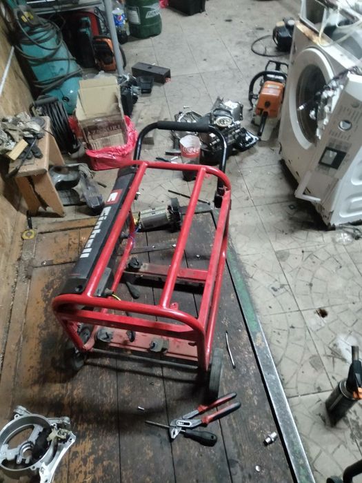 Ремонт генераторів (бензо).