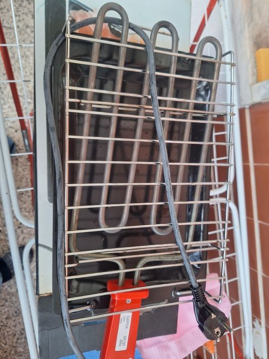 Grelhador Carfer com 1800w NOVO*