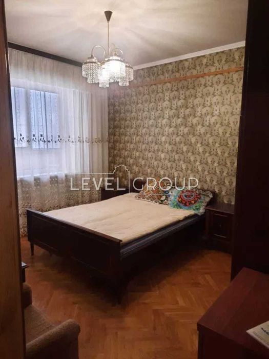 Квартира 3к, 73м, Драйзера, Троещина, Лівий берег