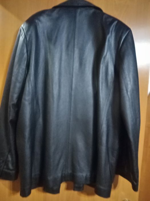 Мужской кожаный пиджак