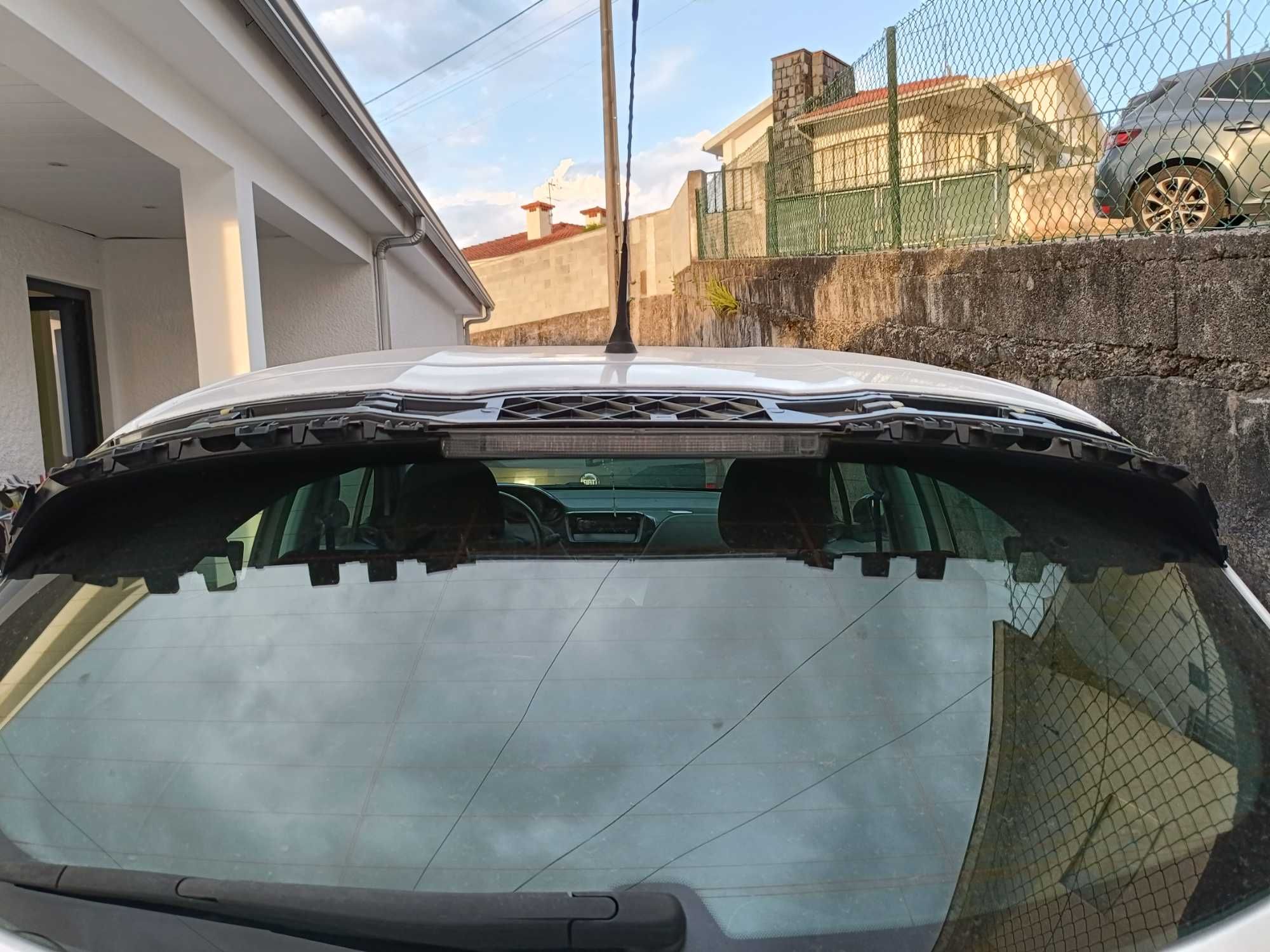 Porta da Mala Peugeot 208