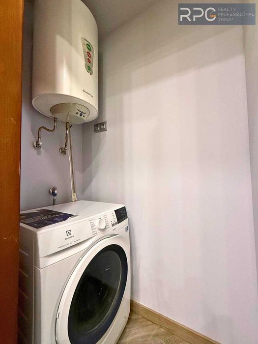 БЕЗ% Продаж 3-кімнатної квартири  вул. Богдана Хмельницького, 57 юа