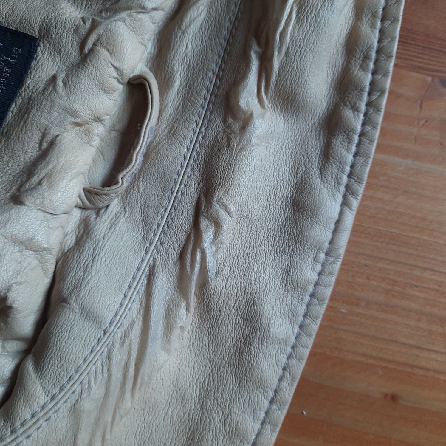Kurtka Guess XS eko skora