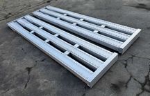 Najazdy aluminiowe PROFESSIONAL 4000x610x160mm mocowanie dolne 20 tony
