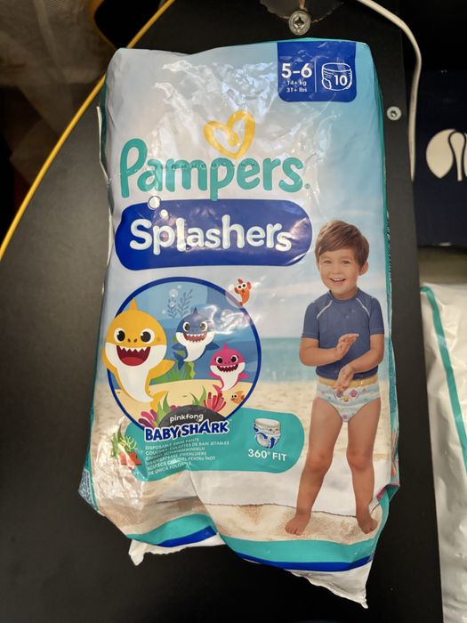 Підгузки-трусики для плавання чи купання в басейні Pampers 6 (14+ кг)
