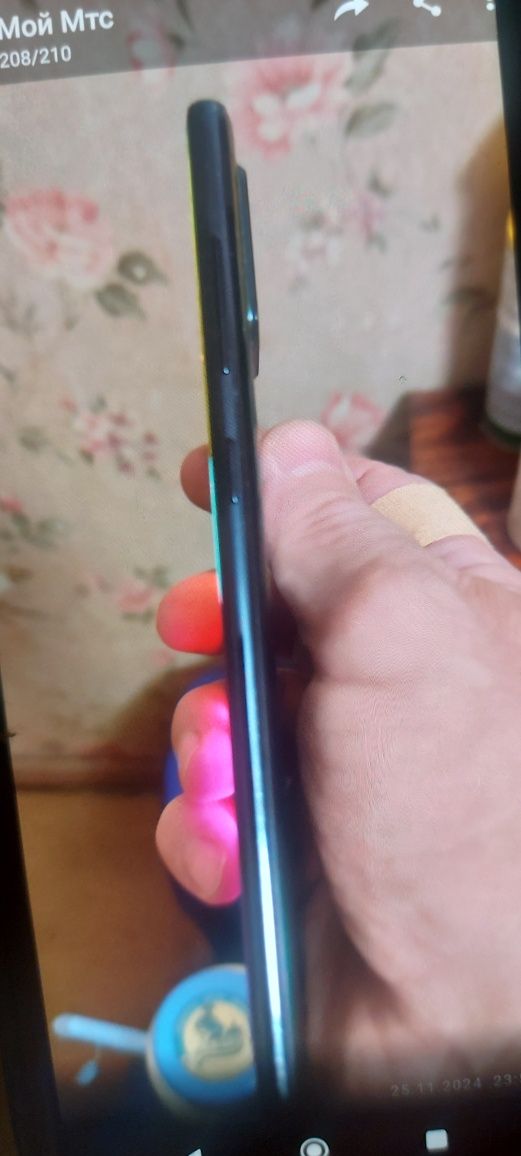 Продам Samsung A71