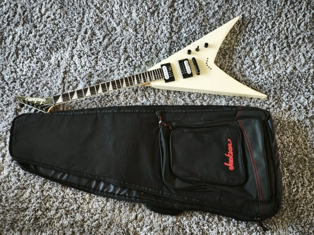 Gitara Jackson V