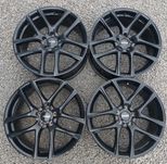 5 114,3 R20 Ford Toyota Kia Tesla
