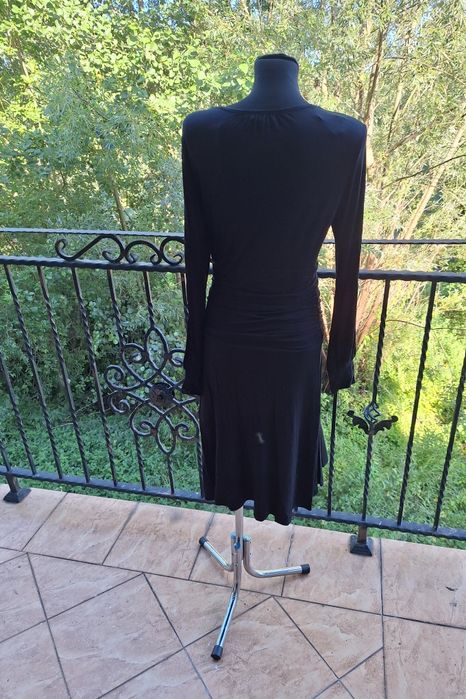 Czarna sukienka midi długi rękaw 97 % wiskoza Bravissimo rozmiar L 40