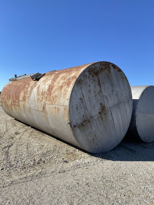 Емкость в хорошем состоянии