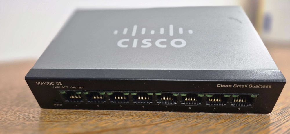 Switch CISCO SG100D-08 v2