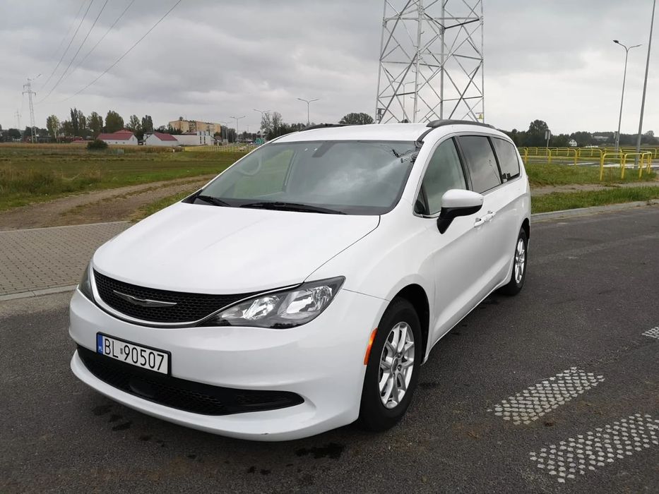 Chrysler Pacifica Chrysler Pacifica (Voyager)