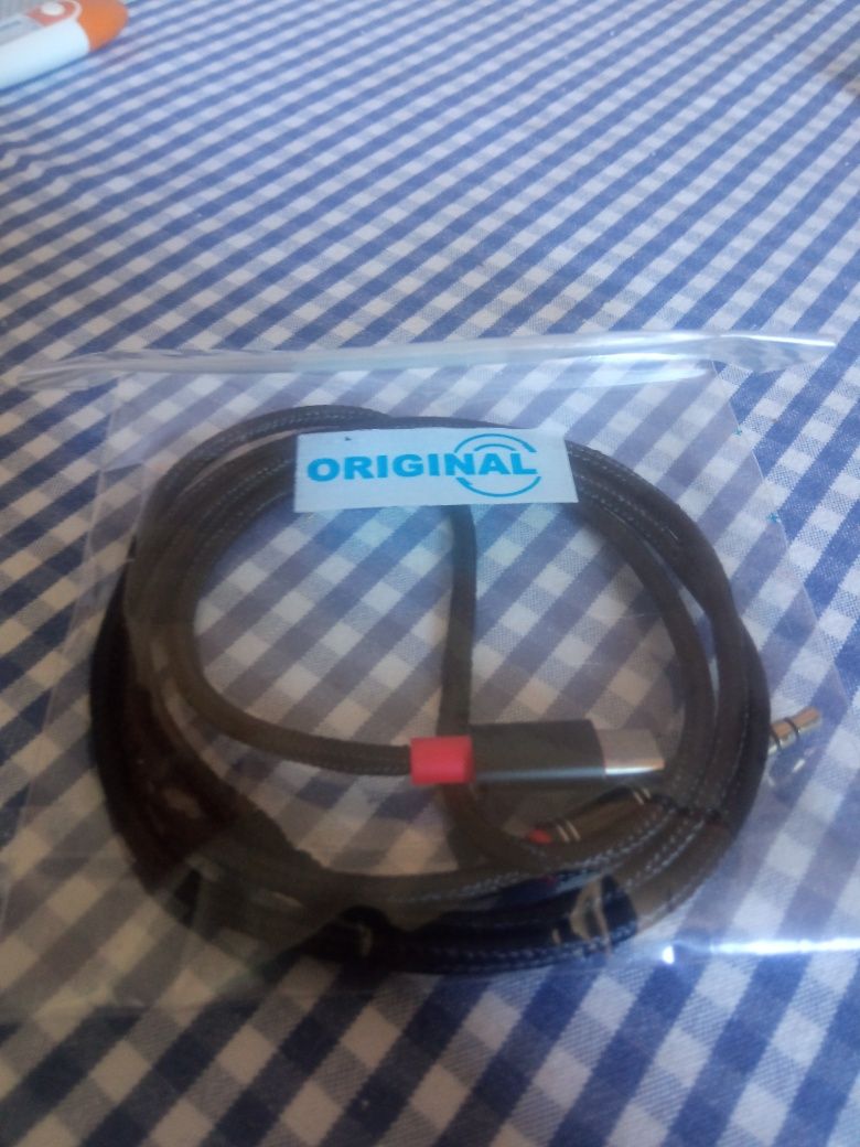 Кабель USB-C AUX