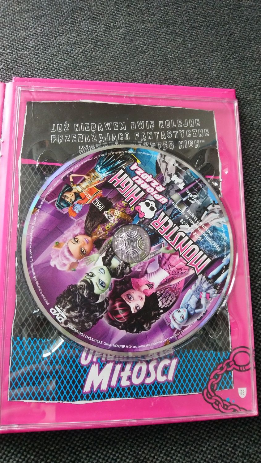 Monster High książka z płytą DVD