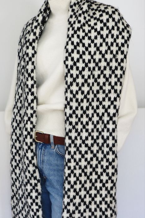 COS Wełniany sweter