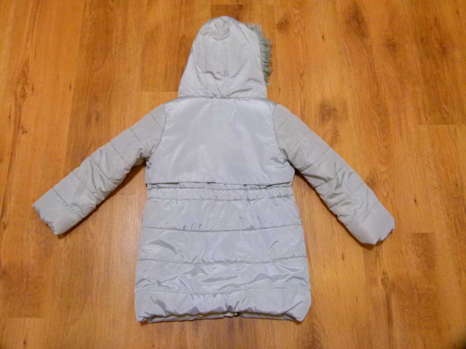 rozm 110-116 TU płaszcz zimowy srebrny / siwy gruby
