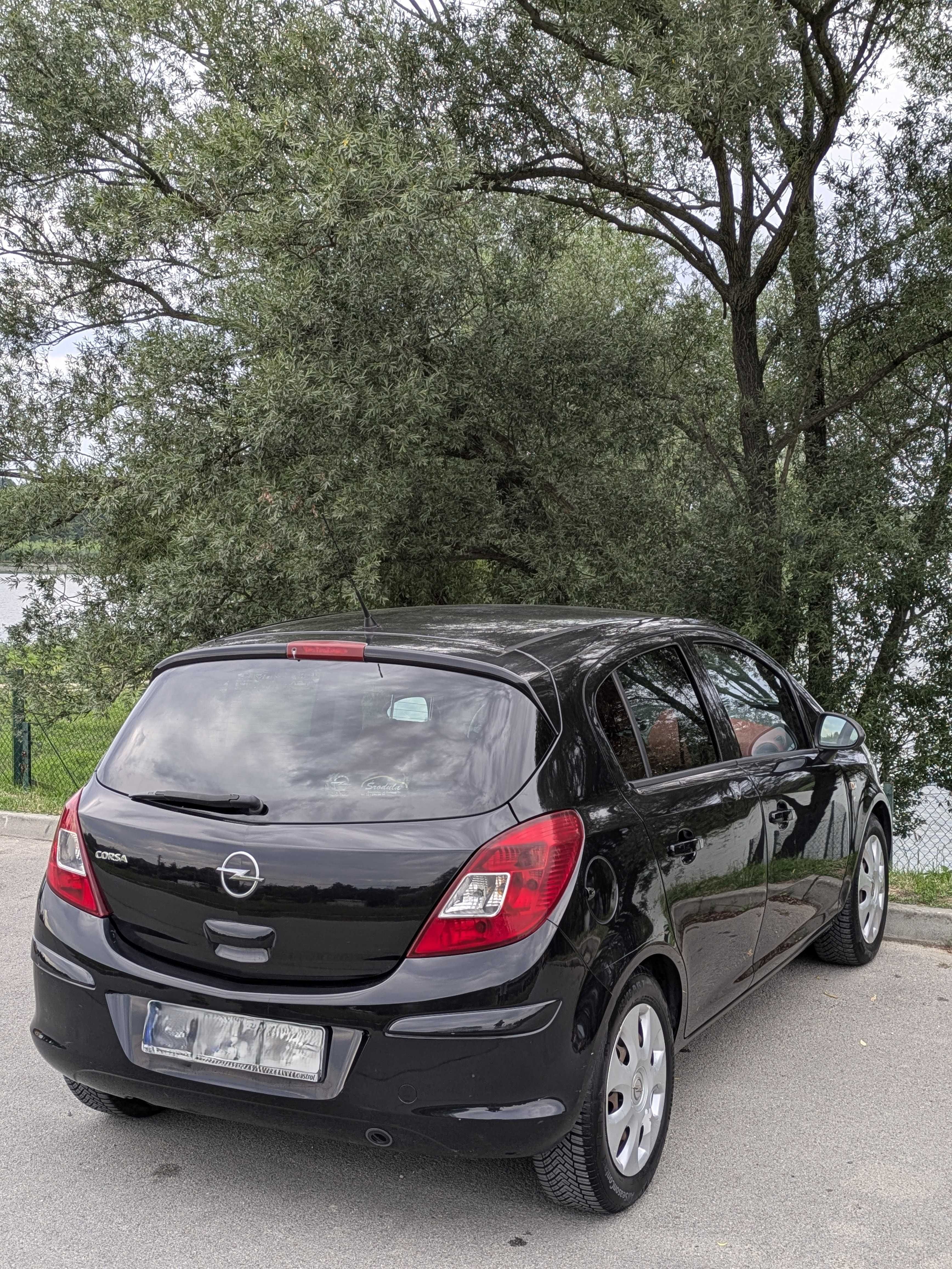 Opel Corsa D - 2010/ 115 tys. przebiegu/ silnik 1.4 / LPG