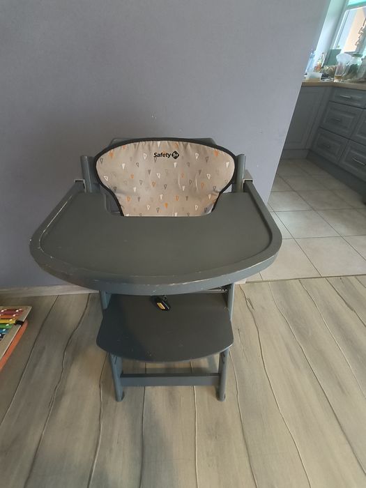 Krzesełko do karmienia safety 1st