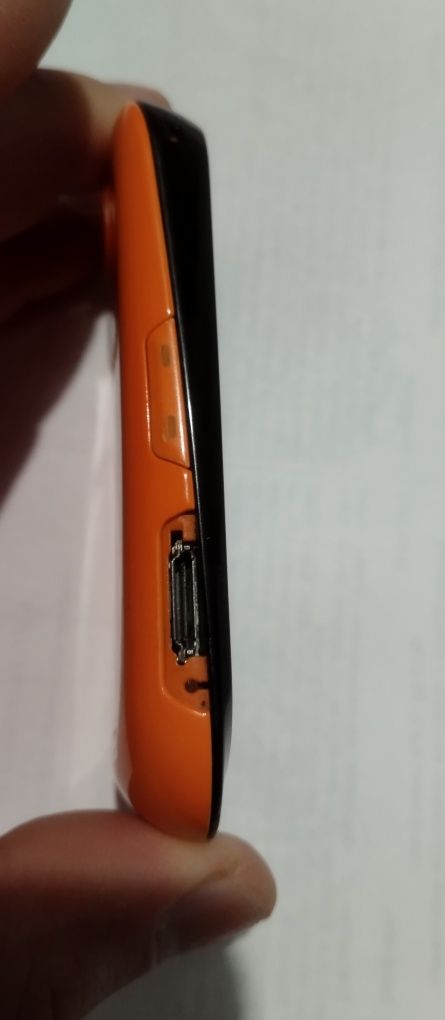 Телефон Samsung GT-S3650