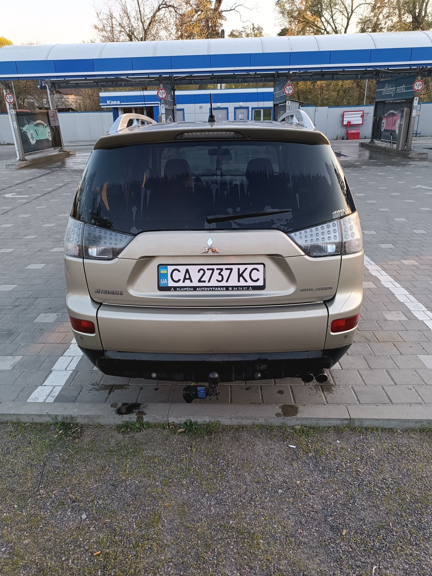 Mitsubishi XL.         2.0 TDI