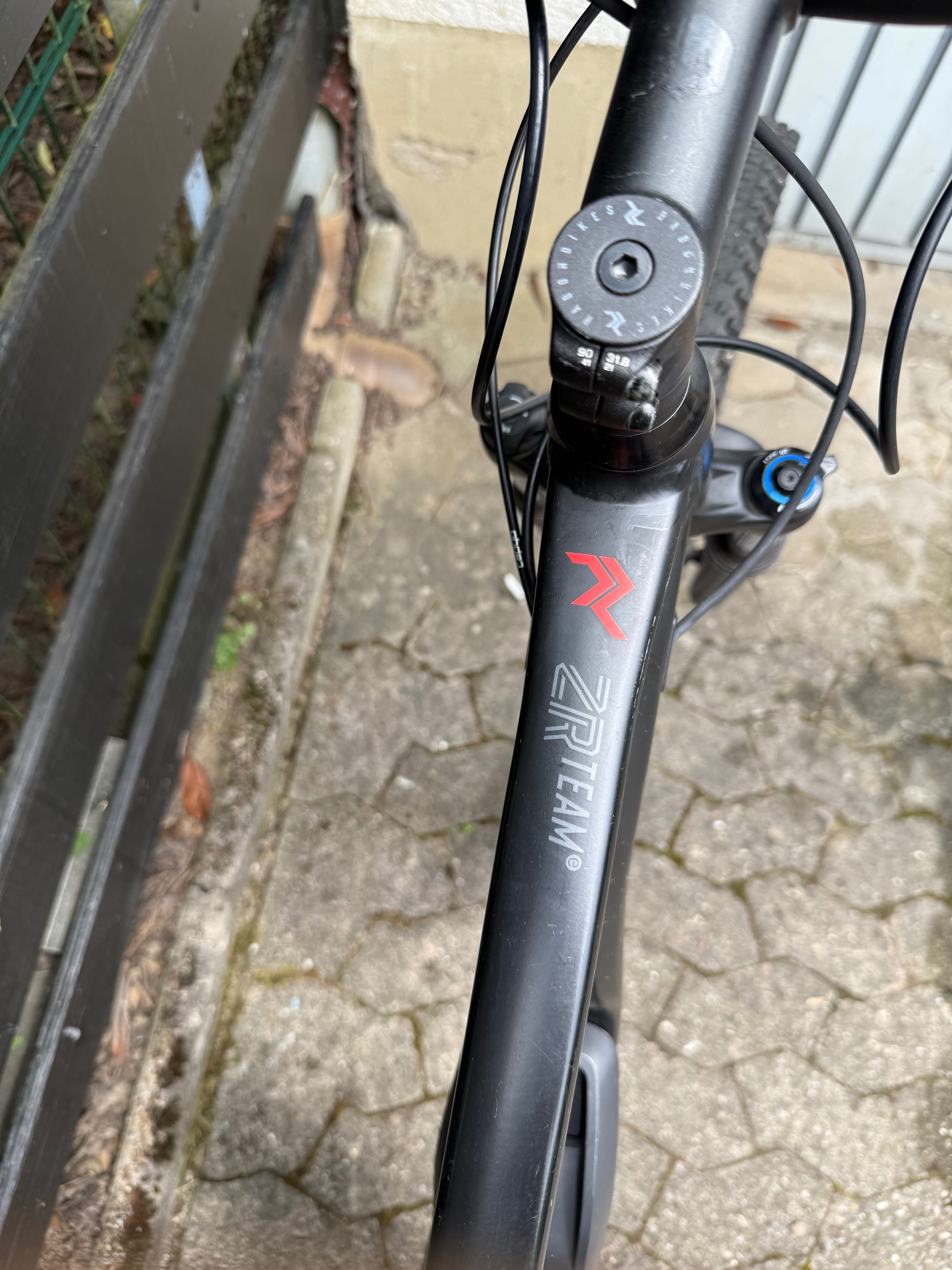 Radon zr team hybrid електро вел не cube cannondale Track