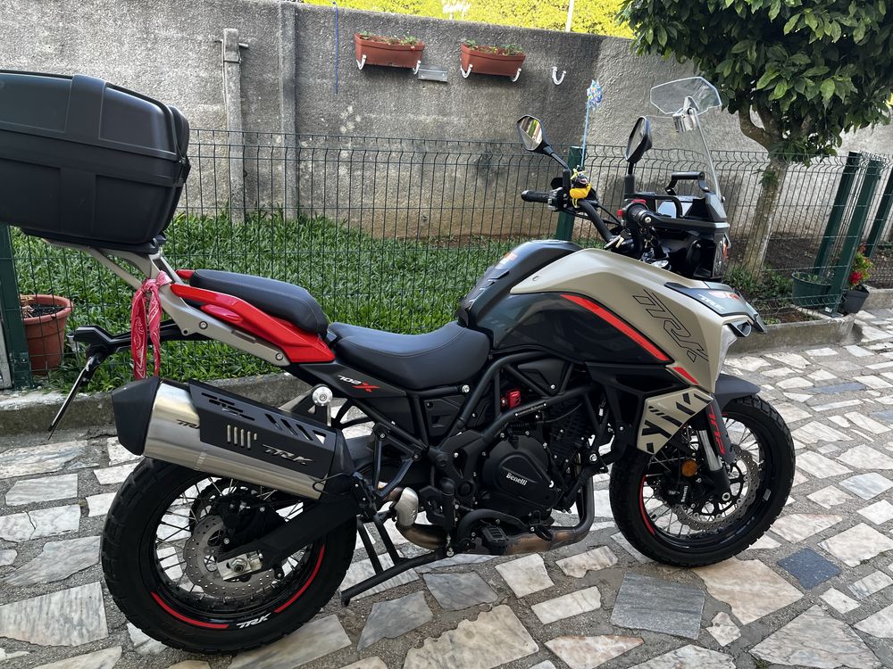 Trk 702x  como nova o
