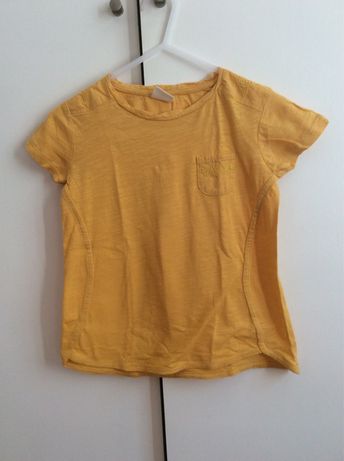 T-shirt amarela com bordados Zara