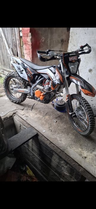 Asix 6 biegów ciecz xb39 maly przebieg